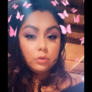 Meet your Posher, Roxanna